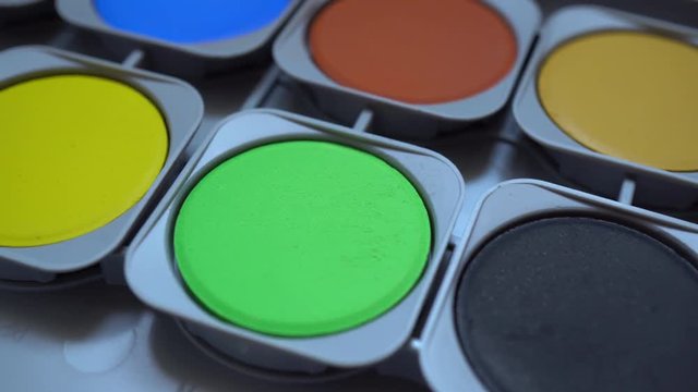 4k Paints For School