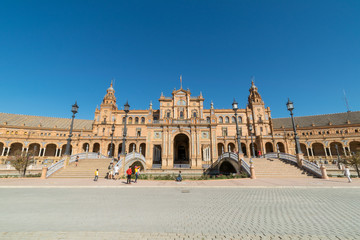 Naklejka premium a photo in front of the main building at Plaza De Espana in Seville, Spain 