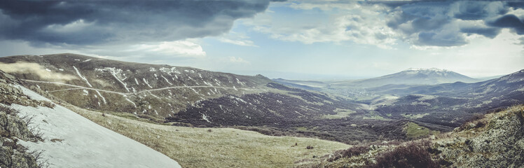 Fototapeta na wymiar panorama from Teghenis mount