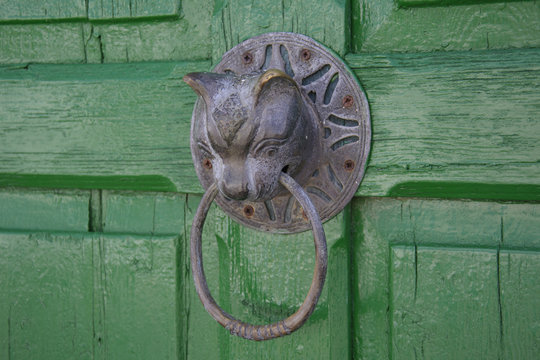 doorknocker with head of animal