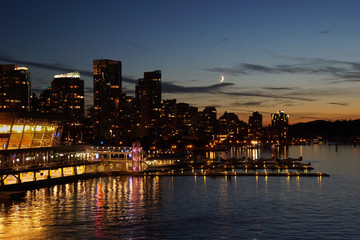 Fototapeta premium Vancouver Harbor at night