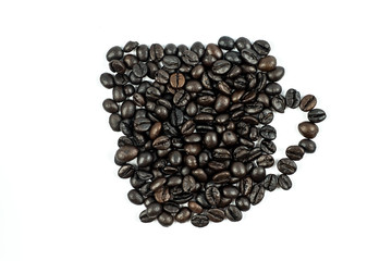 white background and coffee beans, coffee cup design horizontal