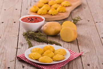 Duchess potatoes.