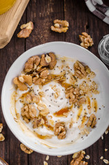 Fresh cheese with honey and walnuts