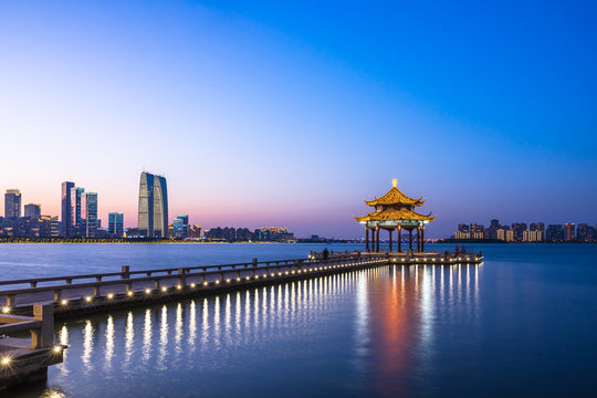 pavilion in suzhou jinji lake