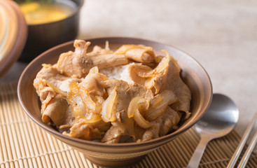 japannese food gyudon