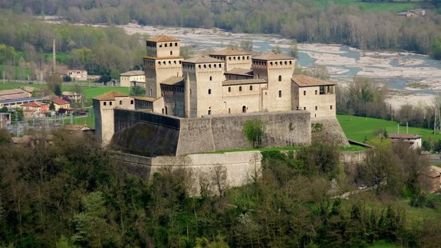 Castello di Torrechiara in Parma - Emilia Romagna - Italy - aerial panorama panning of Italian Castles