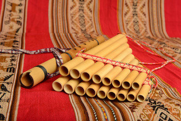 Panpipes and flute from South America © Carlos Santa Maria