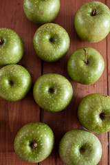 green apples on the table