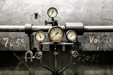 manometers in the factory