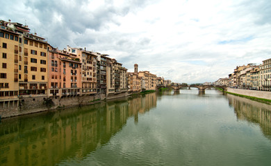 Fototapeta na wymiar Lungarni, Florence