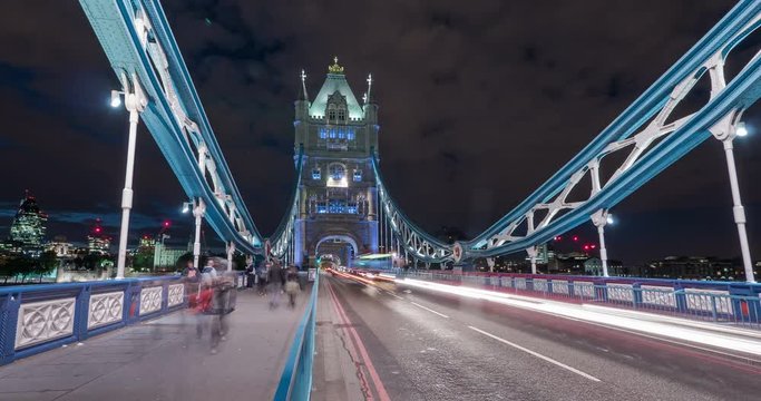 Night timelapse on Tower Bridge, London