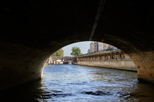 Pictures of Paris while walking along the river Seine