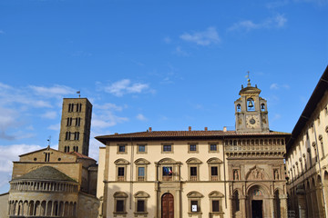 Fototapeta na wymiar View of Arezzo taken from Piazza Grande - Arezzo - Tuscany - Italy