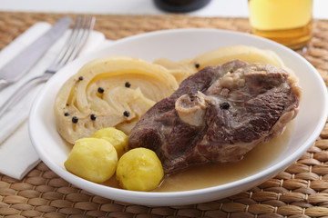 Farikal, the Sheep In Cabbage