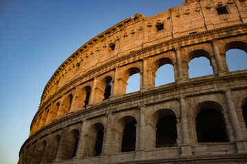 Obraz premium Old Colosseum In Rome, Italy With Sunset