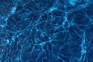 Wasserbewegungen im Pool