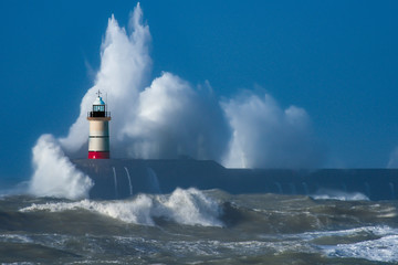 Perfect storm - Lighthouse - Stormforce - Storm Chaser