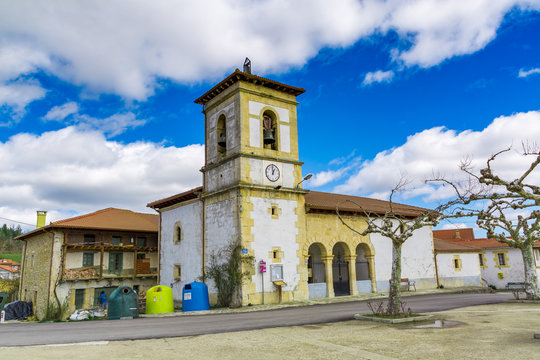Iglesia de la localidad burgalesa de Gayangos, España