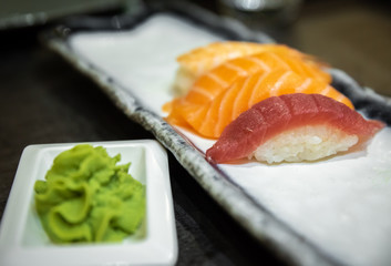 Sushi, a typical Japanese food prepared with a base of rice and various raw fish. To which is added, according to the variants, the wasabi, nori algae, cheeses and avocados.
