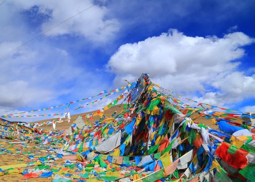願いの旗、タルチョ、チベット