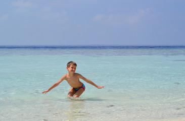 Kinderglück im Paradies