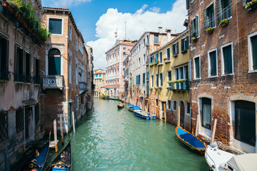 Obraz na płótnie Canvas European old buildings with canal in Venice, Italy