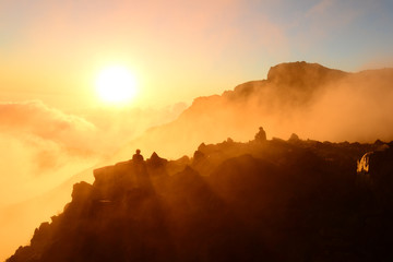 鳥海山山頂の夕景