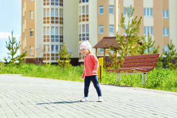 outdoor walking child 