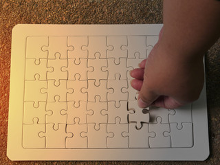 Success to combine the jigsaw