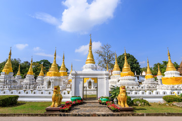 Wat Phra Chedi Sao Lang or twenty pagodas temple at Lampang, Thailand - obrazy, fototapety, plakaty