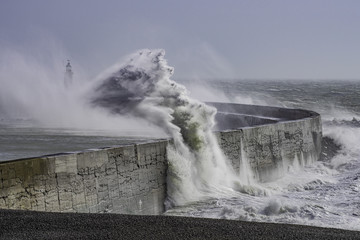 Perfect storm - Lighthouse - Stormforce - Storm Chaser