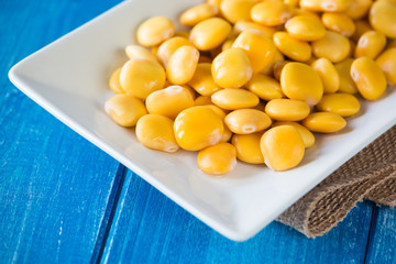 Lupini