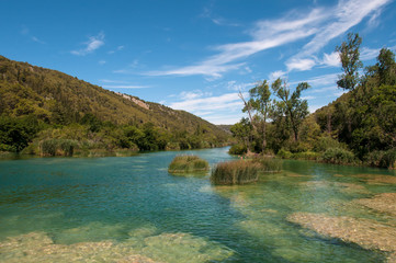Fototapeta na wymiar O Parque Nacional de Krka situa-se na Croácia e é muito conhecido pelas suas sete cascatas