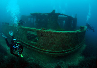 Fototapeta premium Scuba Diving Malta - Scotscraig Wreck