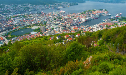 Fototapeta na wymiar Sail Ships and yachts in the harbor of Bergen, Norway 