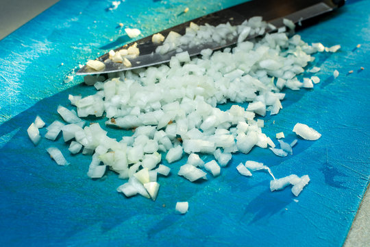 Cut onions on the Board