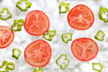 Profile features of fresh tomatoes and green peppers