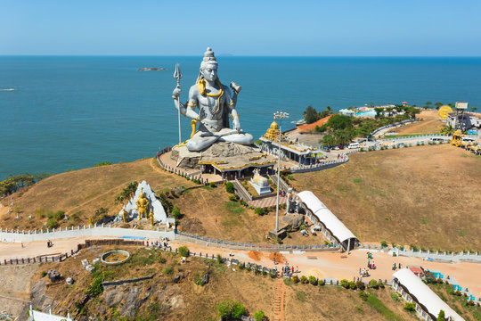 Statue of Lord Shiva was built at Murudeshwar