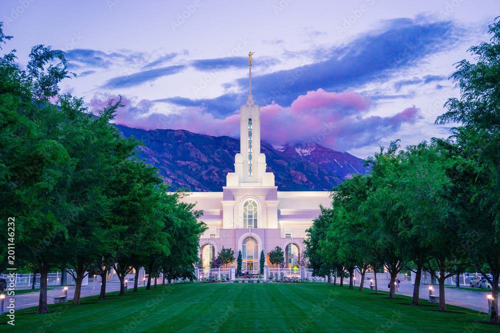 Wall mural Mount Timpanogos Temple