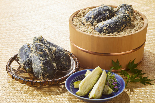 水ナスのぬか漬け (pickled water eggplant)