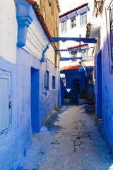 Fototapeta na wymiar Walking Around Old Medina, Chefchaouen, Blue City of northwest Morocco