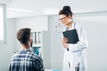 Obraz premium Doctor and patient