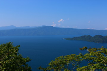 夏の十和田湖