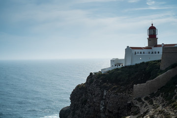 Fototapeta na wymiar Faro del cabo de San Vicente en el Algarve, Portugal.