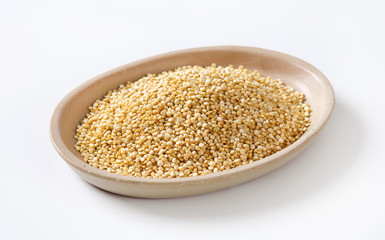white quinoa seeds