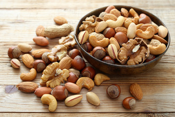 Karışık fındık, ceviz, badem, fıstık ve kaju
