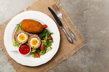 Meatballs with minced meat stuffed with boiled egg.