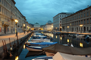 Grand canal à Trieste 