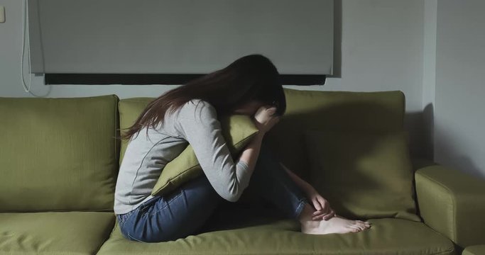 woman feel depression